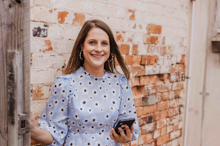 Toowoomba marketing freelancer Jane Farrugia urges regional women to stay local with new platform Freelancing Gems